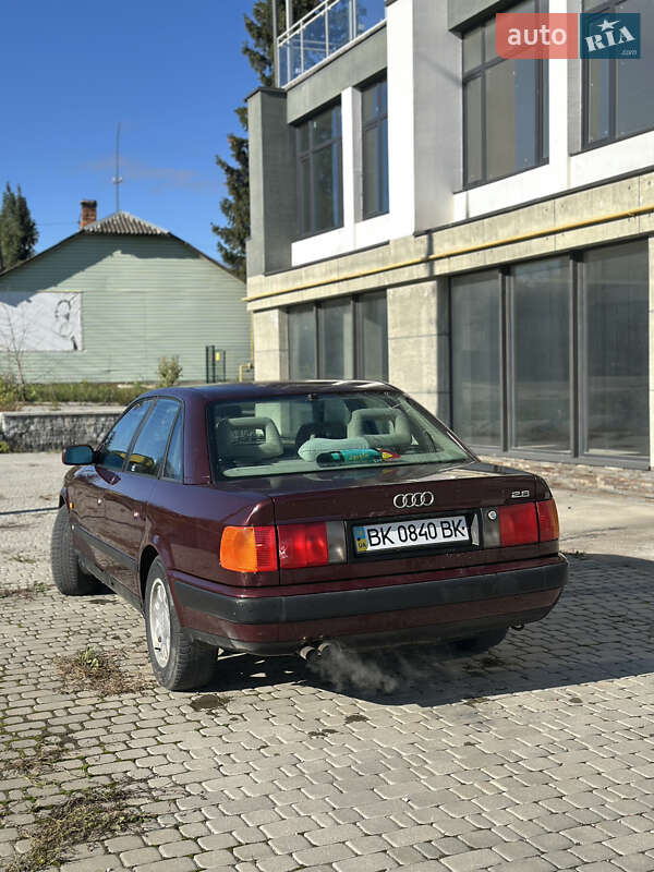 Седан Audi 100 1991 в Чорткові