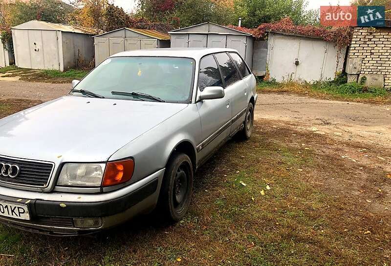 Audi 100 1992 Audi 100 1992