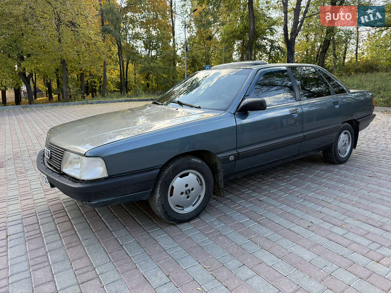 Седан Audi 100 1990 в Ладыжине фото 2 Седан Audi 100 1990 в Ладыжине