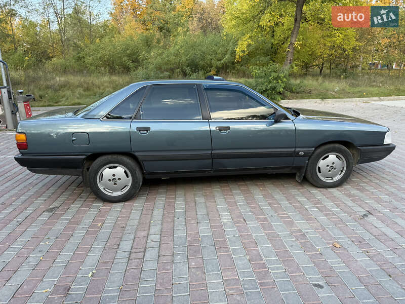 Седан Audi 100 1990 в Ладыжине фото 18 Седан Audi 100 1990 в Ладыжине