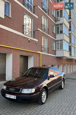 Седан Audi 100 1993 в  фото 2 Седан Audi 100 1993 в