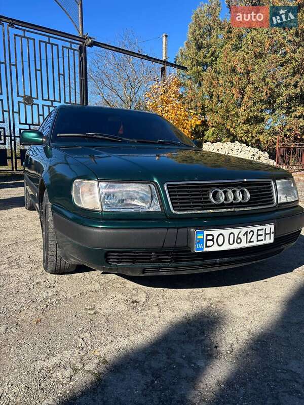 Седан Audi 100 1992 в 