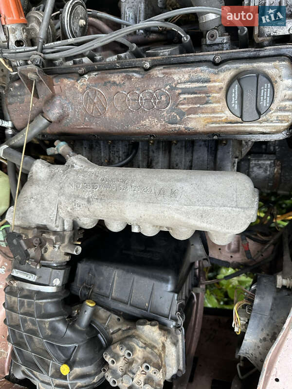 Седан Audi 100 1982 в Вишгороді