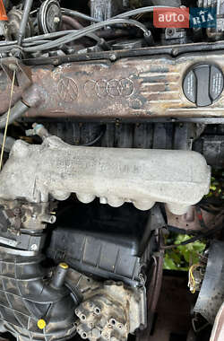 Седан Audi 100 1982 в  фото 2 Седан Audi 100 1982 в
