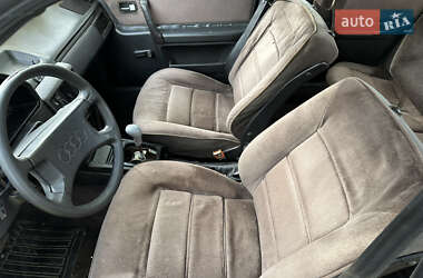 Седан Audi 100 1982 в  фото 6 Седан Audi 100 1982 в