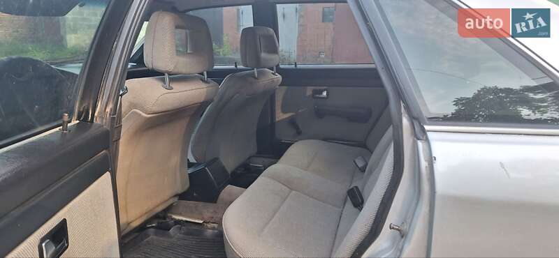 Седан Audi 100 1990 в Шепетівці