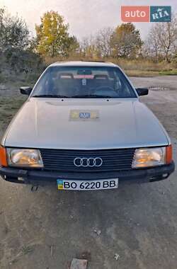 Седан Audi 100 1986 в 