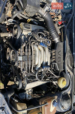 Седан Audi 100 1993 в  фото 18 Седан Audi 100 1993 в