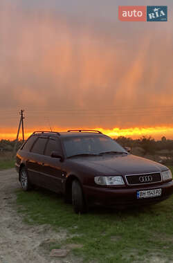 Универсал Audi 100 1993 в Килии