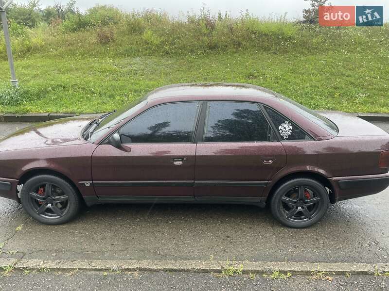 Седан Audi 100 1993 в Рівному