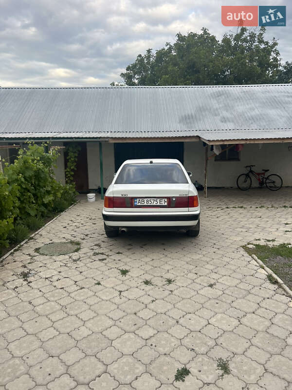 Audi 100 1993 Audi 100 1993