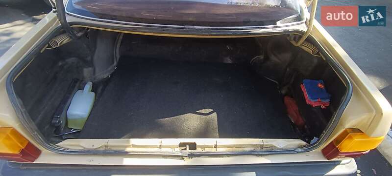 Седан Audi 100 1989 в Одесі фото 5 Седан Audi 100 1989 в Одесі