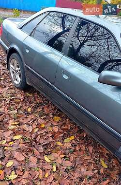 Седан Audi 100 1991 в Краснограде