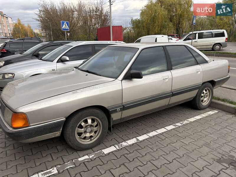 Седан Audi 100 1989 в Луцке фото 3 Седан Audi 100 1989 в Луцке
