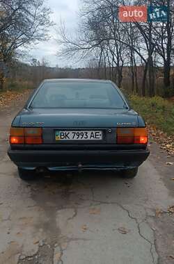 Седан Audi 100 1988 в Ровно