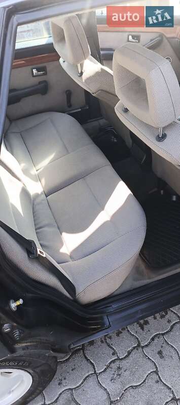 Седан Audi 100 1990 в Львове