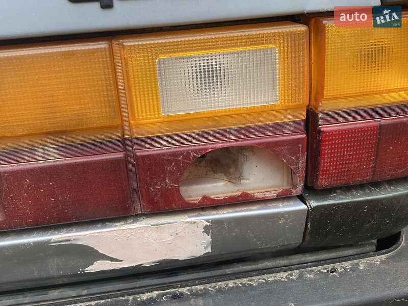 Универсал Audi 100 1983 в Черновцах фото 8 Универсал Audi 100 1983 в Черновцах