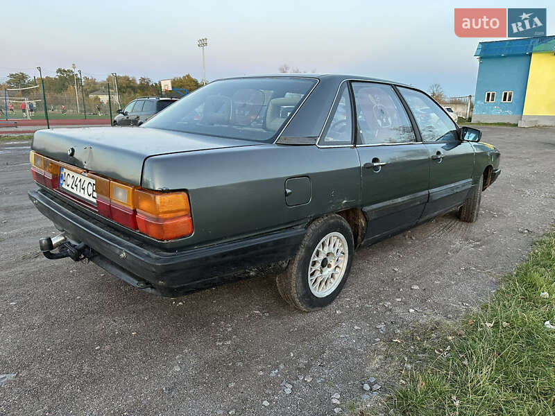 Седан Audi 100 1985 в Любомле фото 4 Седан Audi 100 1985 в Любомле