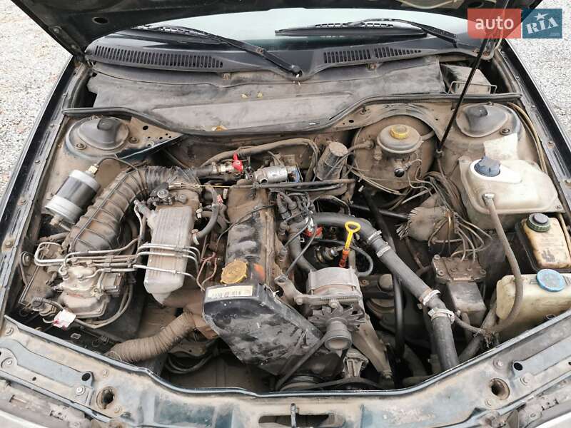 Седан Audi 100 1992 в Хмельницком