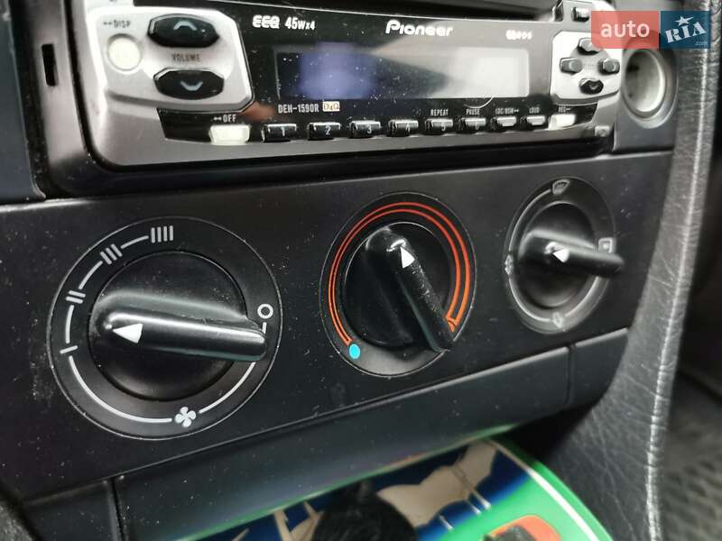 Седан Audi 100 1992 в Хмельницком