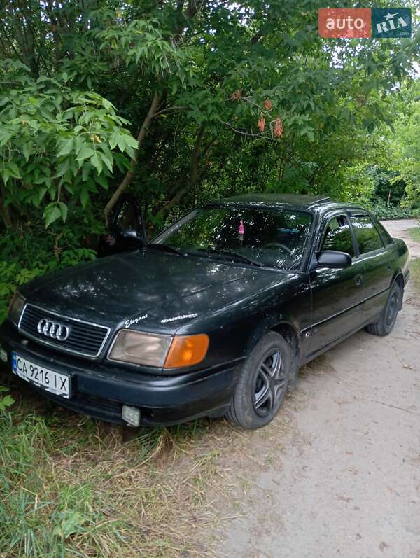 Седан Audi 100 1994 в Святопетровское фото Седан Audi 100 1994 в Святопетровское
