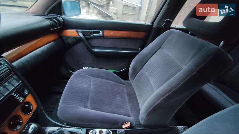 Седан Audi 100 1991 в Чорткове