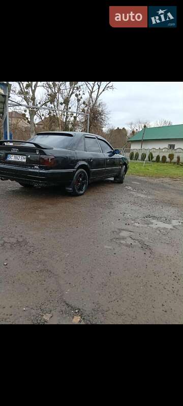 Седан Audi 100 1992 в Рудки