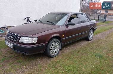 Седан Audi 100 1991 в Вижнице