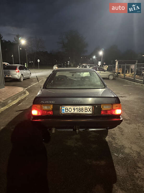 Седан Audi 100 1990 в Чорткове