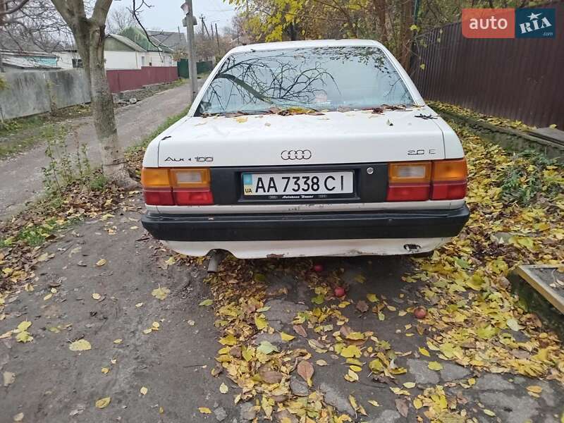 Седан Audi 100 1989 в Умани
