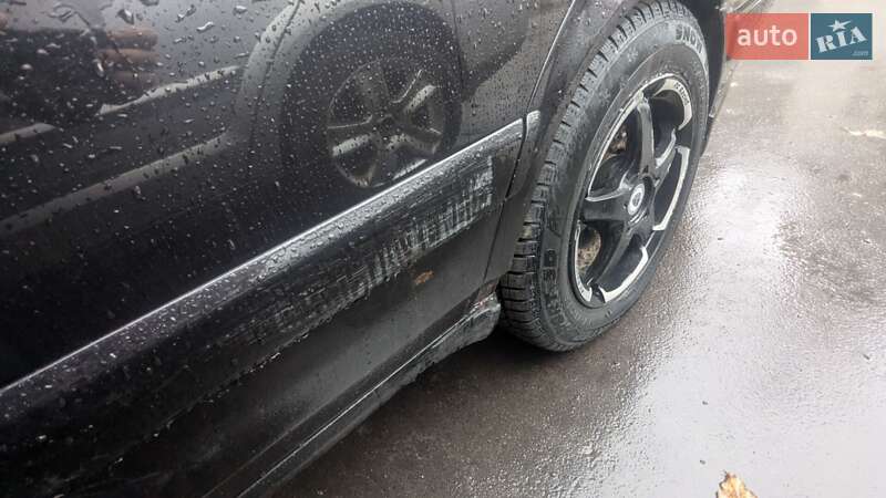 Седан Audi 100 1994 в Киеве