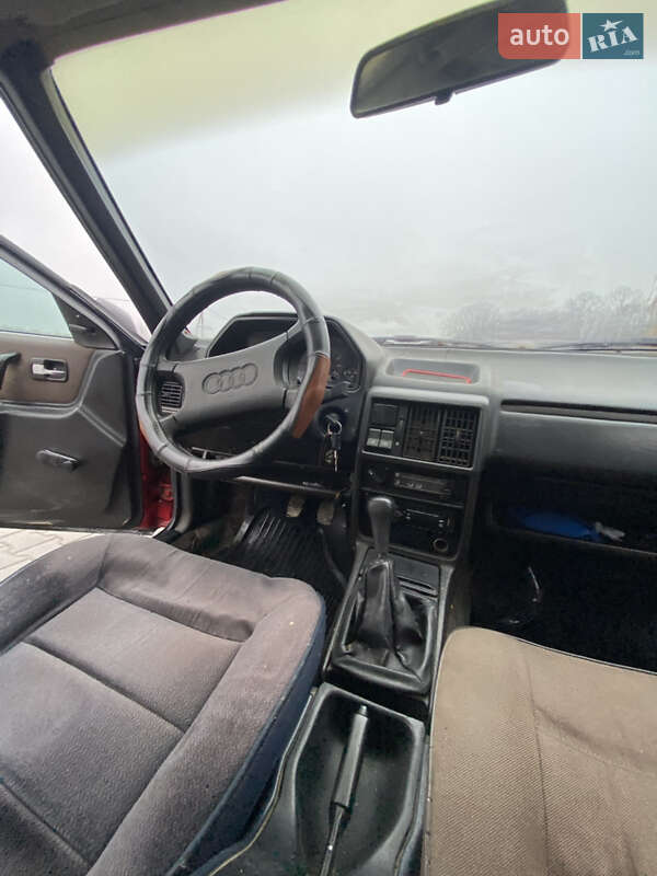 Седан Audi 100 1987 в Копычинце