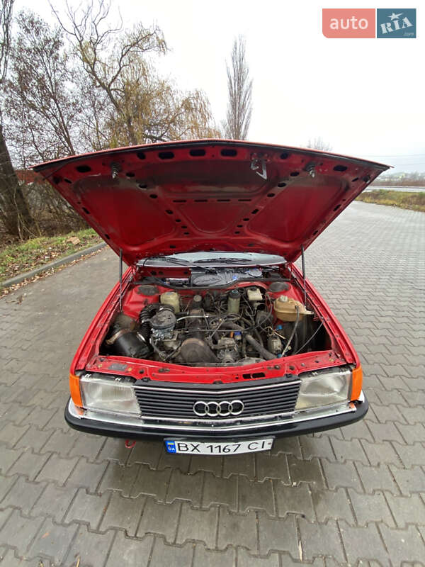 Седан Audi 100 1987 в Копычинце