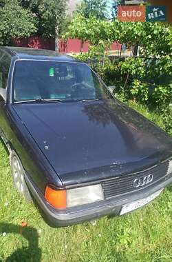 Седан Audi 100 1987 в Шумську