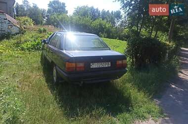 Седан Audi 100 1988 в Шумске