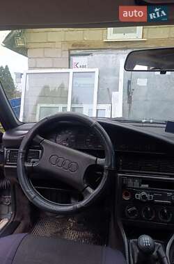 Седан Audi 100 1989 в Ратным