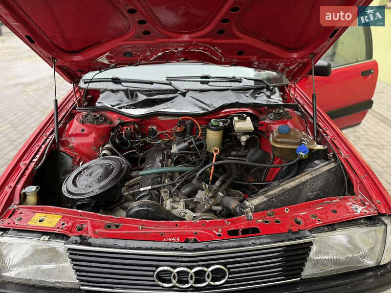 Седан Audi 100 1988 в Богородчанах