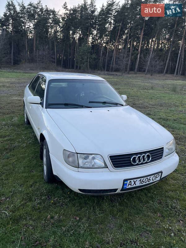 Седан Audi 100 1993 в Зміїві фото Седан Audi 100 1993 в Зміїві