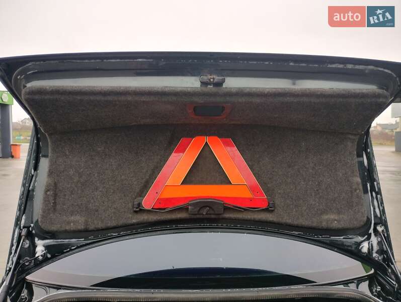 Седан Audi 100 1992 в Кам'янець-Подільському