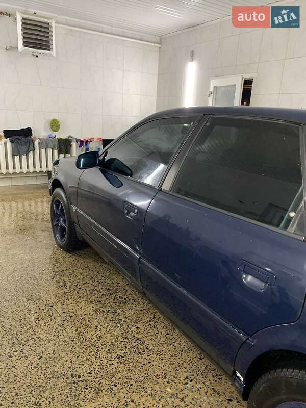 Седан Audi 100 1994 в Любашівці