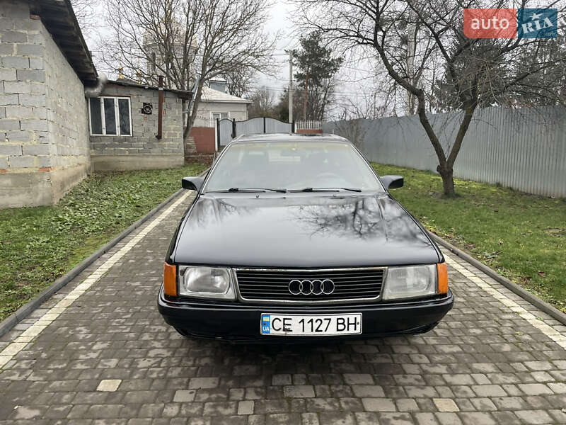 Седан Audi 100 1989 в Черновцах