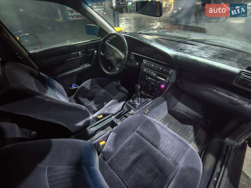 Седан Audi 100 1991 в Запоріжжі