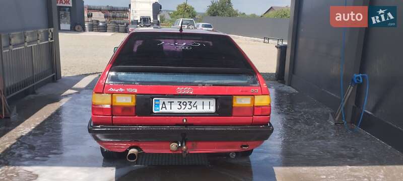 Универсал Audi 100 1988 в Калуше