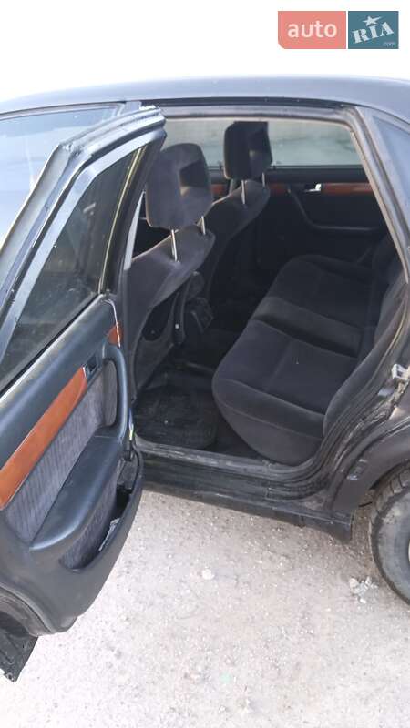 Седан Audi 100 1991 в Шостке