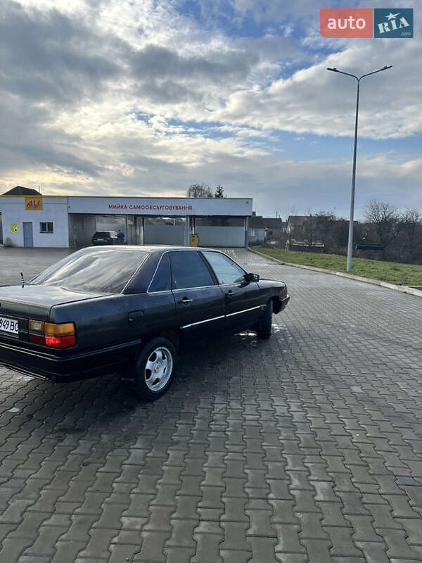 Седан Audi 100 1986 в Луцьку фото 4 Седан Audi 100 1986 в Луцьку