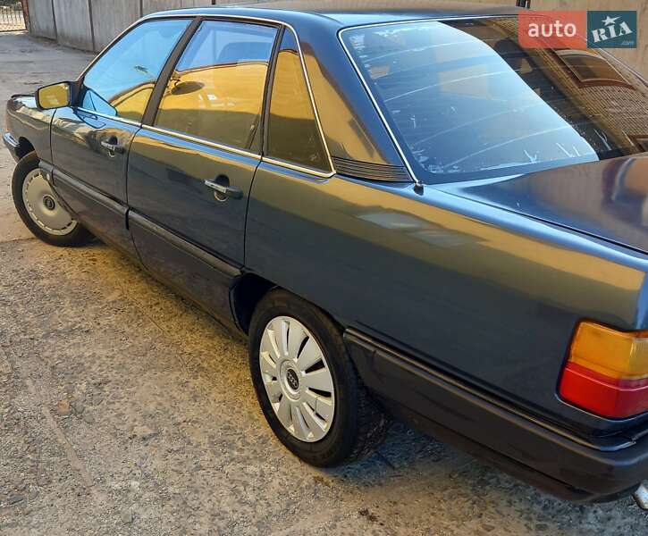 Седан Audi 100 1987 в Бродах фото 7 Седан Audi 100 1987 в Бродах