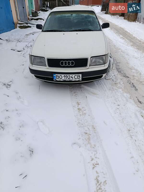 Седан Audi 100 1991 в Чорткове
