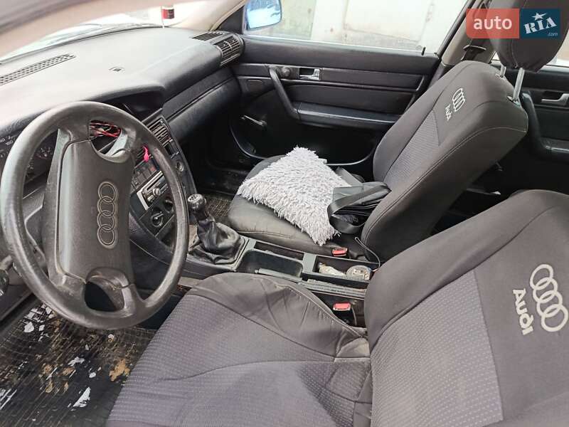 Седан Audi 100 1991 в Чорткове