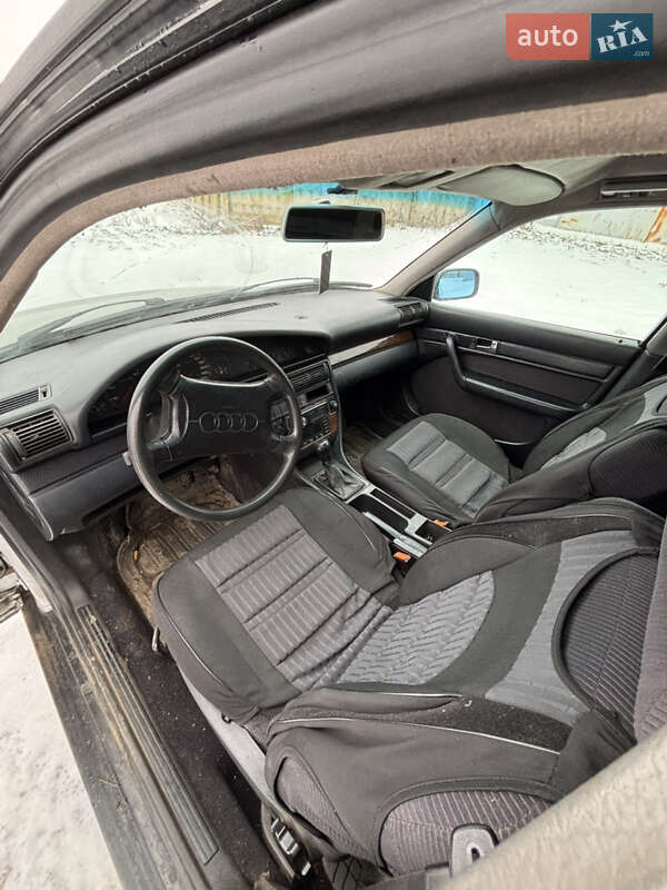 Седан Audi 100 1994 в Хотине