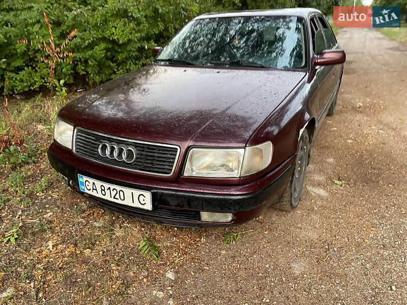 Седан Audi 100 1991 в Умани